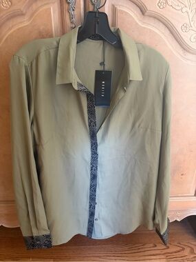 Olive Green Lightweight Shirt Jacket with Contrast Trim